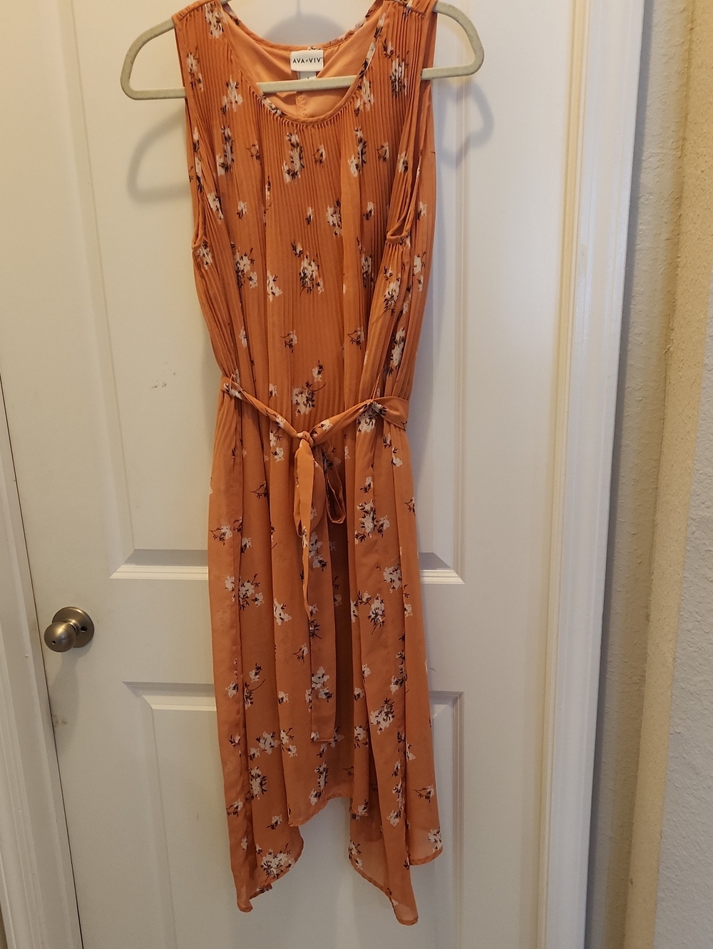 Ava & Viv Rust Floral High-Low Tie-Waist Midi Dress